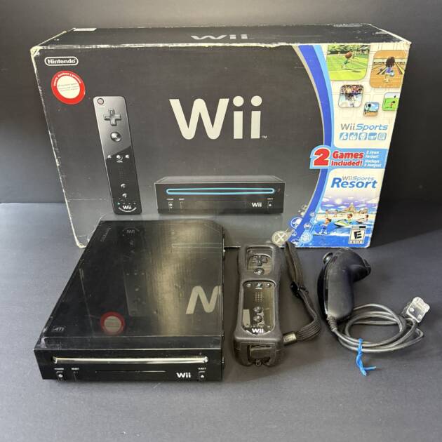 NINTENDO WII BLACK