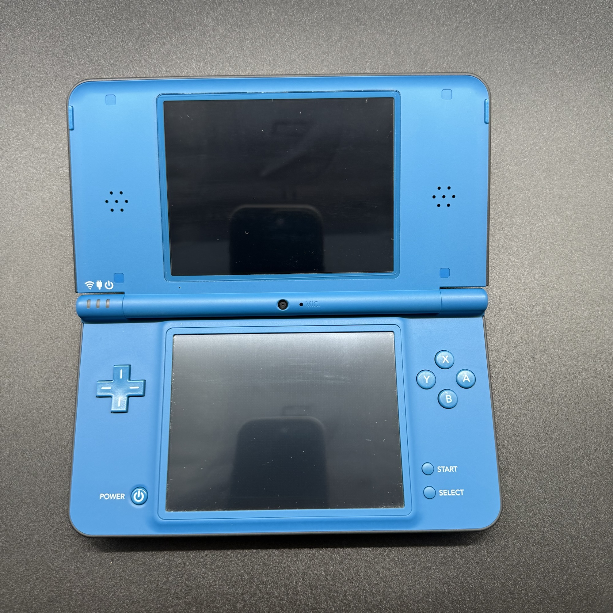 NINTENDO DSI LL - Imagen 3