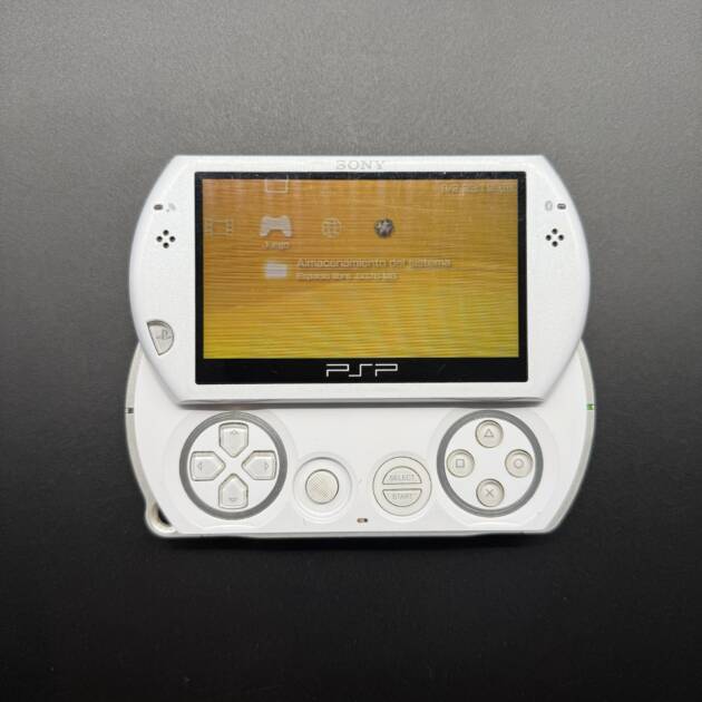 SONY PSP GO