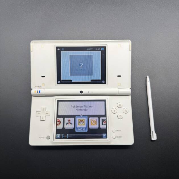 NINTENDO DSI